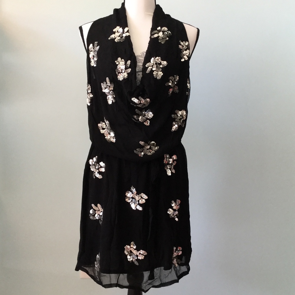 Greylin Sequin Detailed Chiffon Dress XS